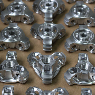 อลูมิเนียมอัลลอยด์ 6061 CNC Precision Parts 0.01mm Tolerance Precision OEM
