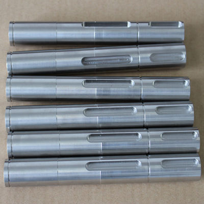 ชิ้นส่วนกลึงและกัด CNC OEM พร้อมพื้นผิวการคัดกรองไหมพ่นทราย
