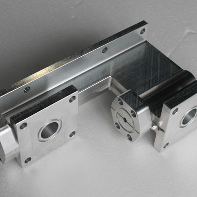 ส่วนประกอบเครื่องจักรความแม่นยำสูงสีน้ำเงินเข้ม CNC ต้นแบบอลูมิเนียม OEM ODM