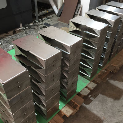 ส่วนประกอบการผลิตโลหะแผ่นความแม่นยำสูง 0.1 มม. ความคลาดเคลื่อน OEM